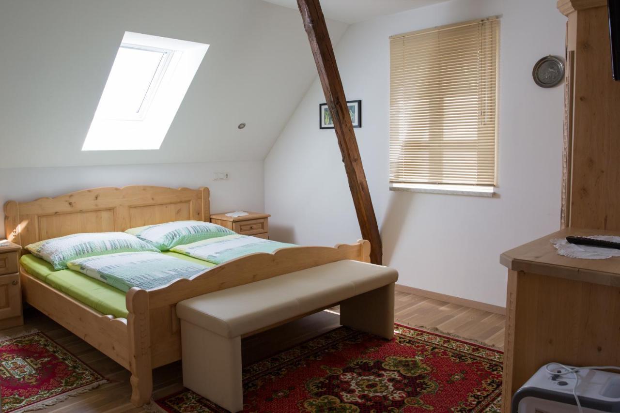 Buschenschank Ofnerpeter Sankt Stefan ob Stainz 外观 照片